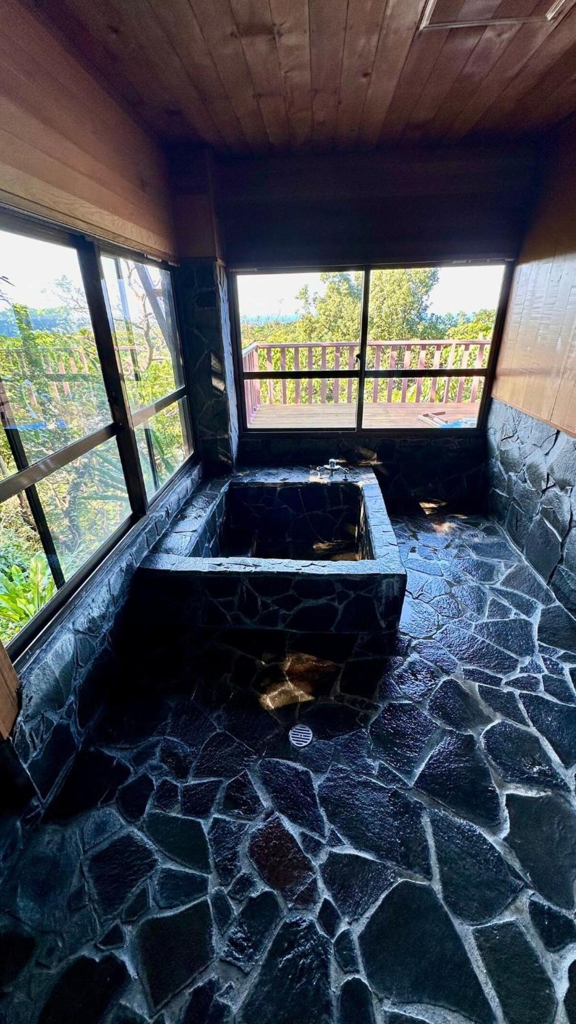 Casablanca Vacation House, 3 Floors, Billiards, Golden View 本部町 エクステリア 写真