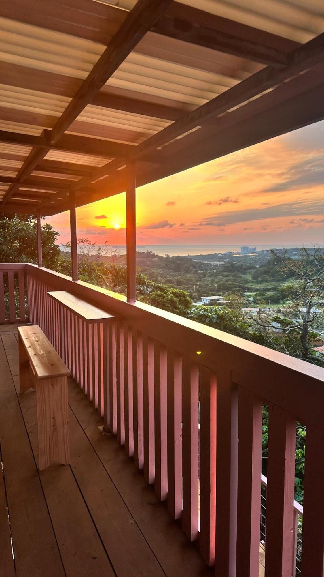 Casablanca Vacation House, 3 Floors, Billiards, Golden View 本部町 エクステリア 写真